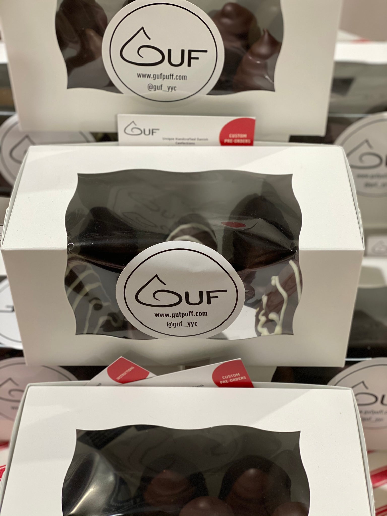 CUSTOM ORDER _ Gluten free pack of 6 Classic Guf Puffs (Vanilla foam  flødeboller)